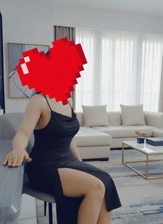 Roro سورية - adult performer in Dubai Photo 3 of 3