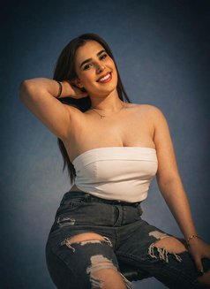 Roro - puta in Erbil Photo 2 of 2