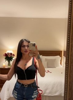 Roro - Acompañantes transexual in Beirut Photo 2 of 23