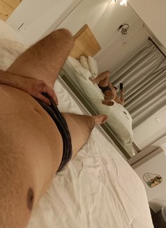 Roro T - Acompañantes masculino in Beirut Photo 1 of 2