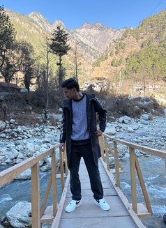 Gaurav - Male escort in New Delhi Photo 13 of 21