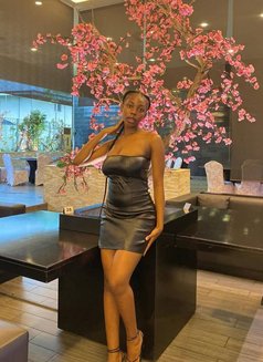 ROSA NEW ARRIVAL FROM AFRICA - escort in New Delhi Photo 4 of 9