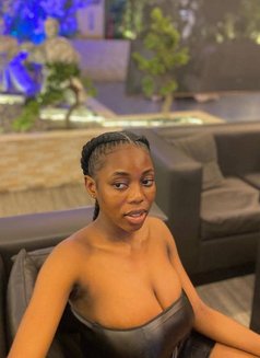 ROSA NEW ARRIVAL FROM AFRICA - escort in New Delhi Photo 5 of 9