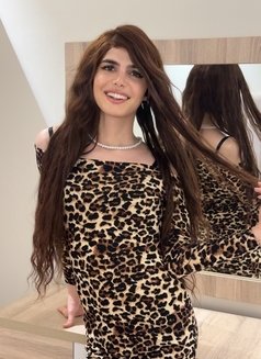 Rosarita - Transsexual escort in Riyadh Photo 19 of 21