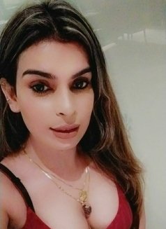 Roscel Daniyl - Transsexual escort in Colombo Photo 12 of 30