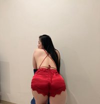 im hungy your - escort in Muscat
