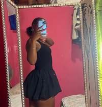 Rose B - escort in Yokosuka