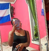 Rose B - escort in Yokosuka