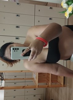 Rose - puta in Bangkok Photo 1 of 8