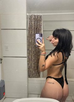 Rose - escort in Iwakuni Photo 7 of 8