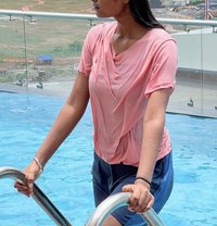 Rose - puta in Jaipur