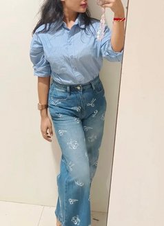 Rose - escort in Visakhapatnam Photo 5 of 7