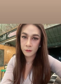Rose’ - Transsexual escort in Bangkok Photo 3 of 6