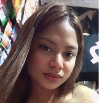 Rose for Hire Vc/outcall - Acompañantes transexual in Manila