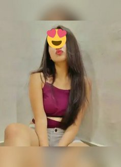 Rose Independent Escorts - puta in Kathmandu Photo 2 of 4