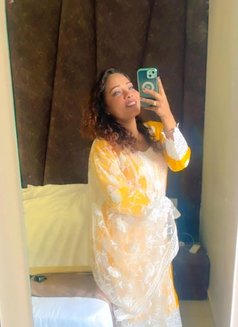 Rose independent south delhi - escort in New Delhi Photo 3 of 6