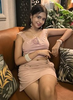 Rose - escort in Chennai Photo 2 of 2