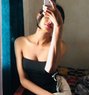 Rose - Acompañantes transexual in Kochi Photo 1 of 3