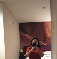 Rose - escort in Bali