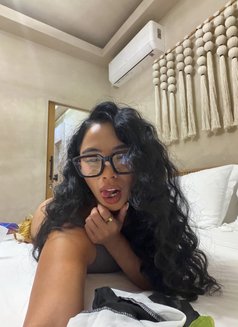 Rose James - escort in Toronto Photo 1 of 2