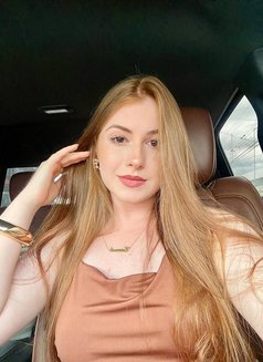 Rose ( Kolkata Premium Model ) - escort in Kolkata Photo 2 of 3