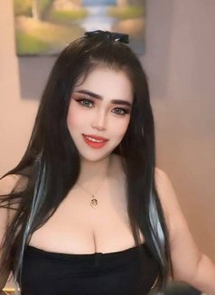 Rose Lady Thailand 🇹🇭 - masseuse in Sharjah Photo 1 of 5