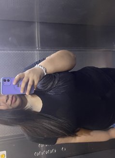 Rose Lady Thailand 🇹🇭 - masseuse in Sharjah Photo 4 of 5