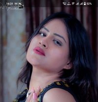 Rose Luxury - puta in Hyderabad