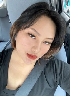 DR ROSE PLUS SIZE - escort in Makati City Photo 2 of 8