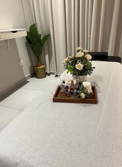 Rose professional massage with table - puta in Riyadh Photo 7 of 8