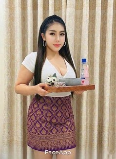 Rose professional massage with table - puta in Riyadh Photo 6 of 9