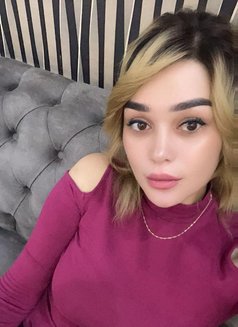 Rose - escort in Gurgaon Photo 8 of 11