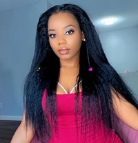 Rose - escort in Pune Photo 2 of 6