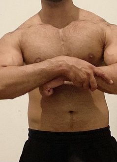 Rose - Male escort in Almada Photo 1 of 5