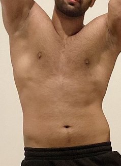 Rose - Male escort in Almada Photo 2 of 5