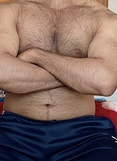 Rose - Male escort in Almada Photo 4 of 5