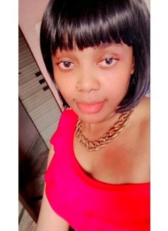 Rose - escort in Gurgaon Photo 3 of 3