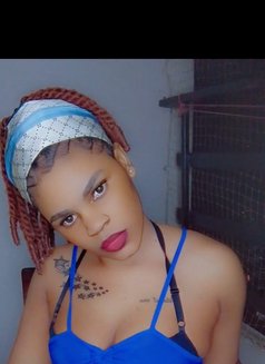 KIM - escort in Ahmedabad Photo 1 of 5