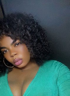 Rose - escort in Tabuk Photo 3 of 4