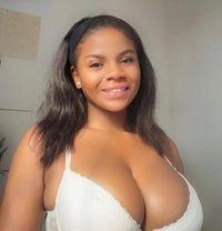 Rose - escort in Jeddah