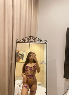 Rosé TH - Transsexual escort in Khobar Photo 9 of 14