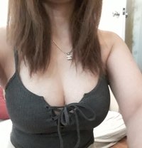 Rose - escort in Al Ain