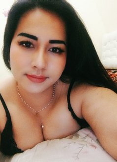 Rose - escort in Al Sohar Photo 6 of 10