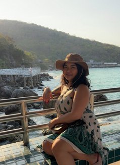 Rose - escort in Bangkok Photo 7 of 7