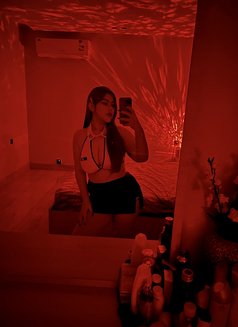 Rose' - masseuse in Dammam Photo 8 of 8