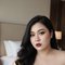 Lily lily - masseuse in Doha Photo 1 of 4