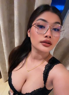 Rose - puta in Dubai Photo 1 of 1