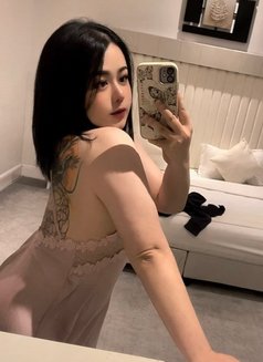 Luna - escort in Riyadh Photo 4 of 8