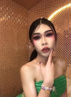 Rose - masseuse in Muscat Photo 4 of 6