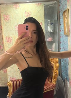 Rosé - Intérprete transexual de adultos in Dubai Photo 8 of 8